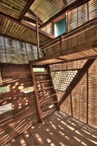 Minimalist-staircase-interior-